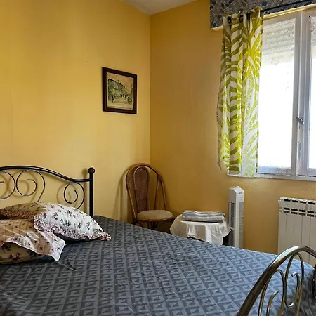Dans 1 Cadre De Verdure Convivial Et Relax, Ideal Et Centre A 2 Pas, Jusqu'a 3 Triple Et Privees, Parties Communes Sdb, Wc, Jardin Homestay Valras-Plage